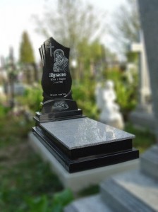 Одинарные памятники из гранита, Прилуки - памятник на одного