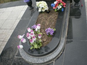 Надгробие_810